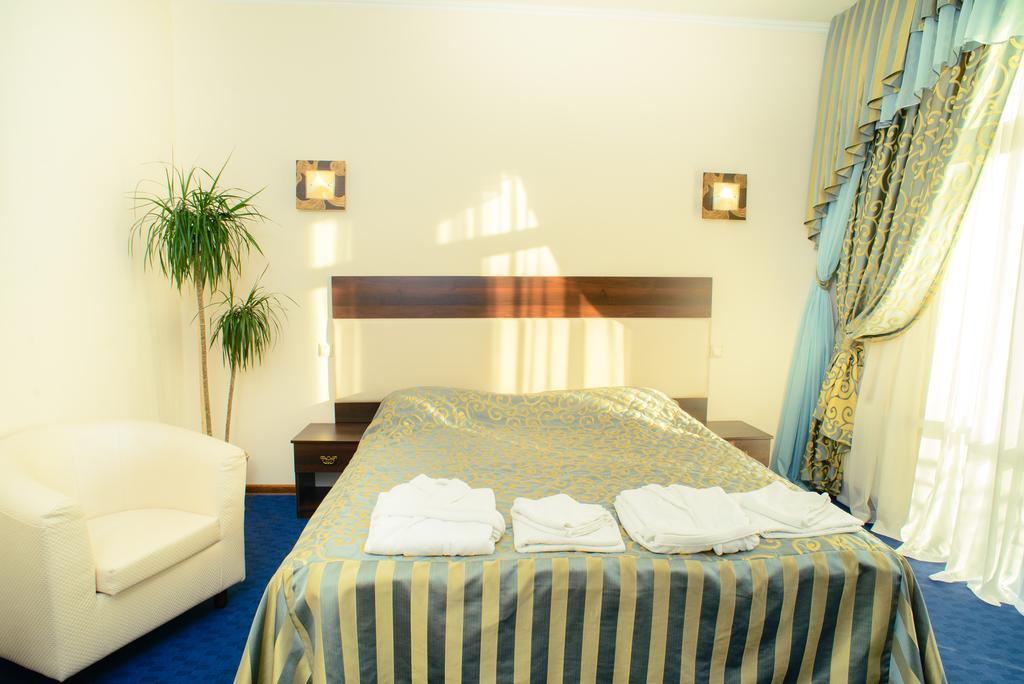 Petrovskyi Brovar Brovary Kamer foto