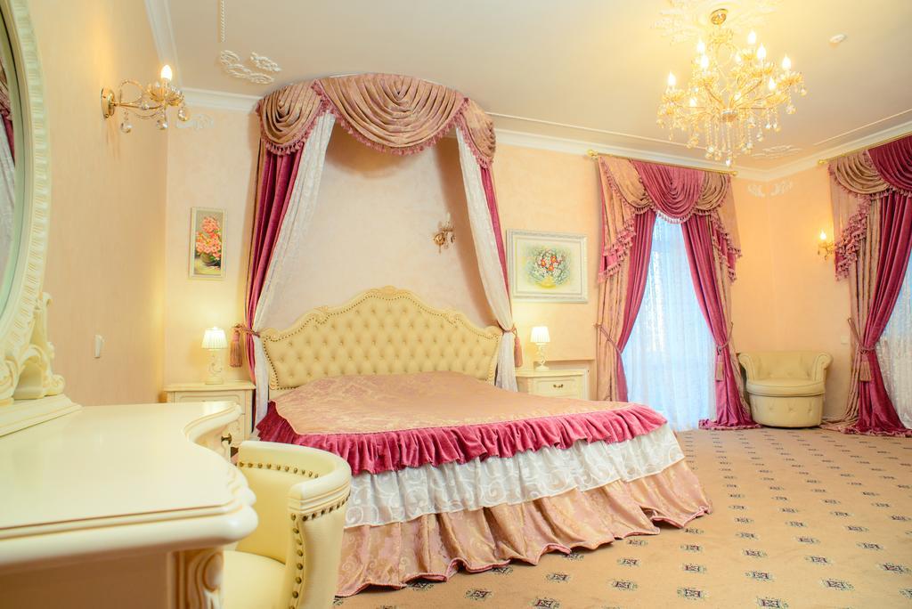 Petrovskyi Brovar Brovary Kamer foto
